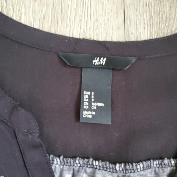 H&M Polka Dot Blouse - Picture 2 of 2